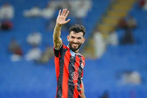 بينهم نجم الأهلي السابق.. ثلاثي مخضرم يقود هجوم الحزم في الدوري السعودي